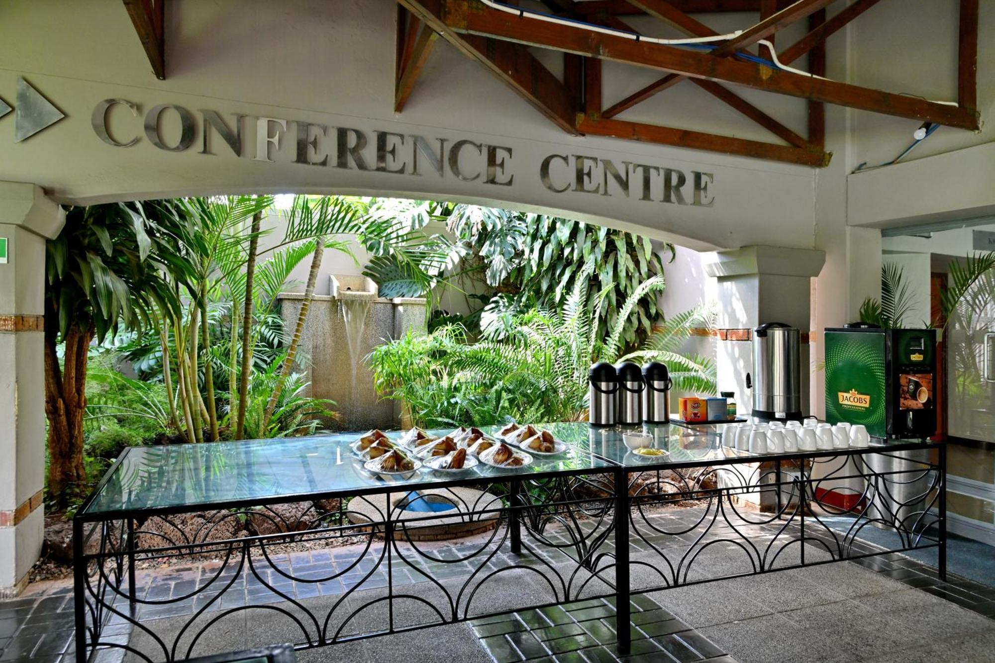 Holiday Inn - Bulawayo By Ihg Kültér fotó