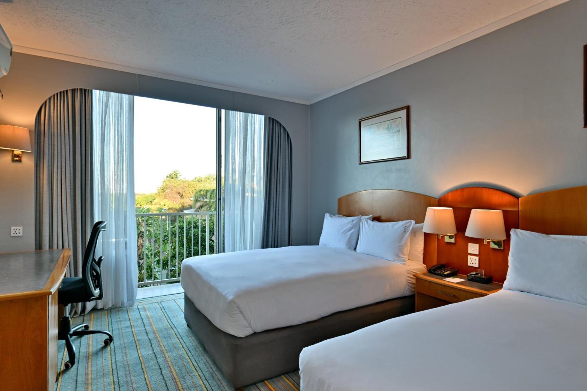 Holiday Inn - Bulawayo By Ihg Kültér fotó